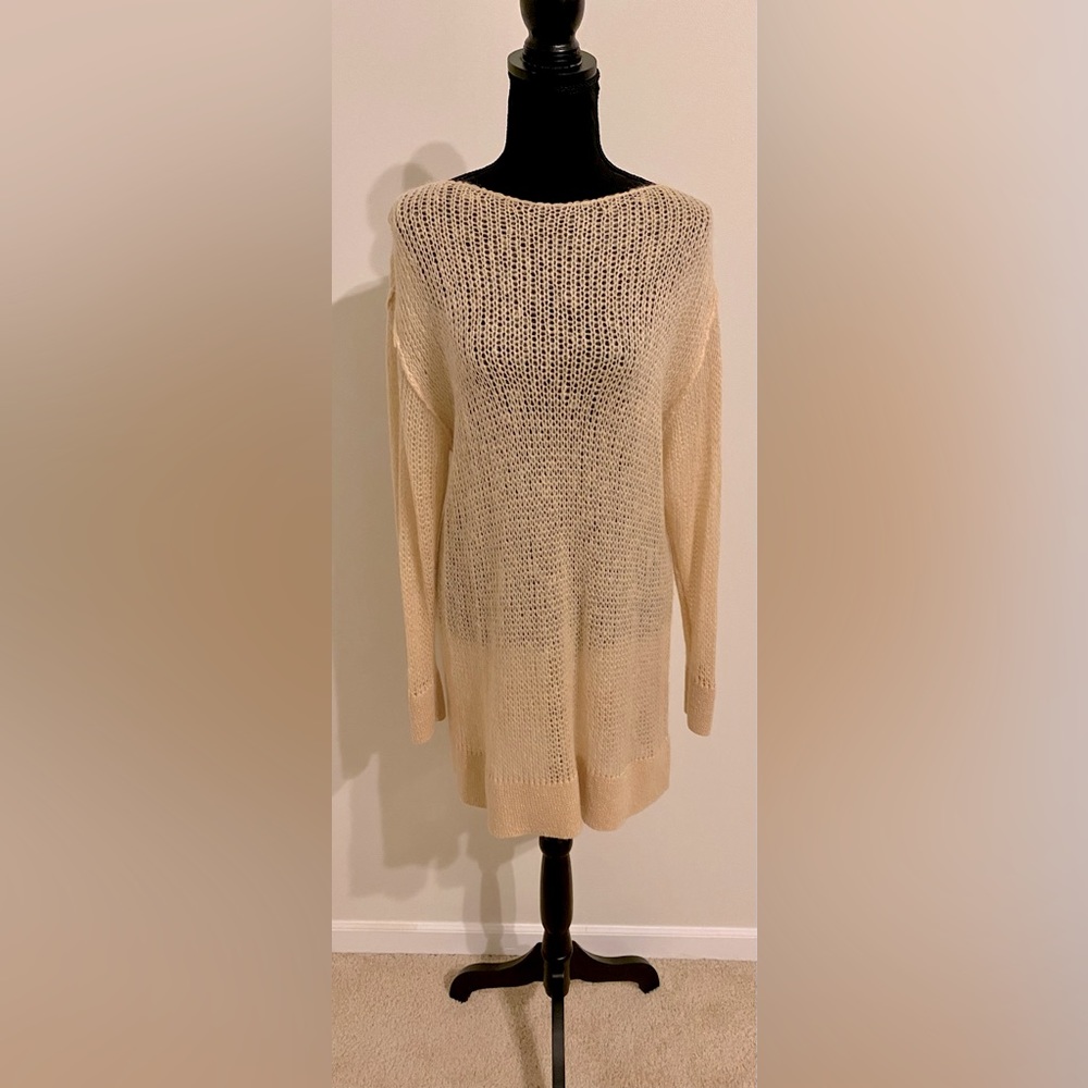 Sweater. Tan. Free people. Size M